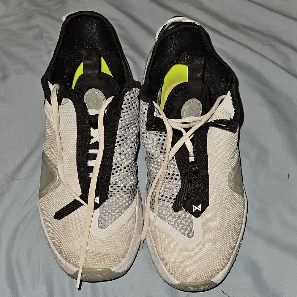 Stylish Men's White and Black Sneakers